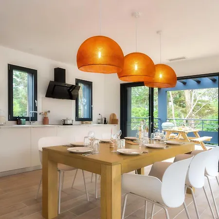 Villa Prestigious Sunset 1&2 2 Heated Swimming Pools Sea View16 Pers Lacanau